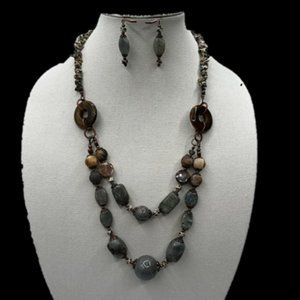 Necklace and earrings